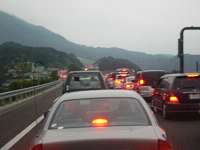 談合坂付近で大渋滞。