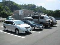 有料駐車場へ停めました。