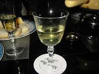フォンデュ用のワインを飲みました。