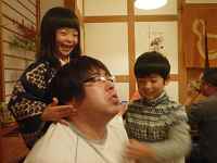 ̕\Ƃ॥Bi΁j